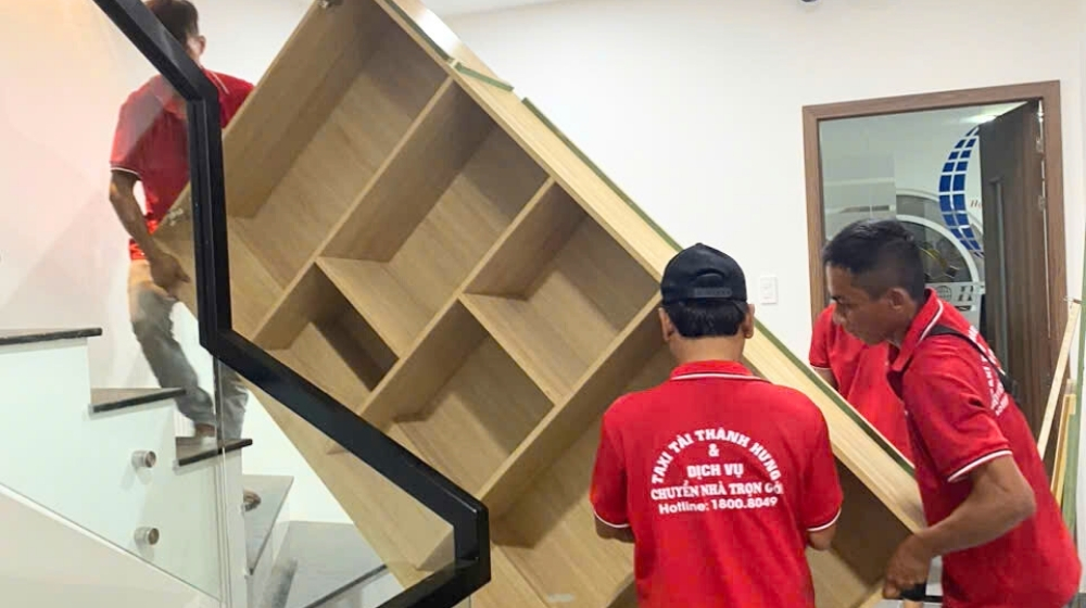 so sánh dịch vụ chuyển nhà trọn gói và tự vận chuyển